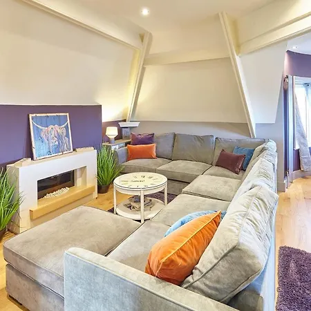 Host & Stay - Coppice Towers